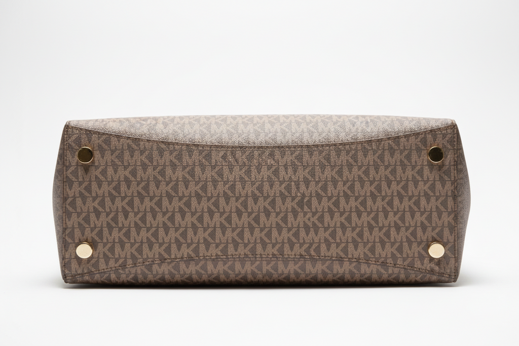 Michael Kors Voyager Medium Tote Barolo