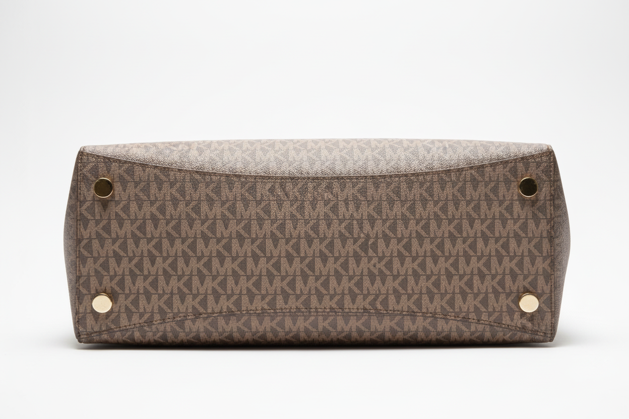 Michael Kors Voyager Medium Tote Barolo