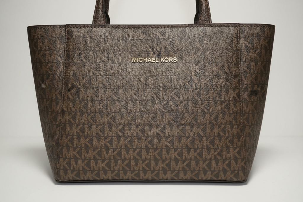 Michael Kors Voyager Medium Tote Barolo