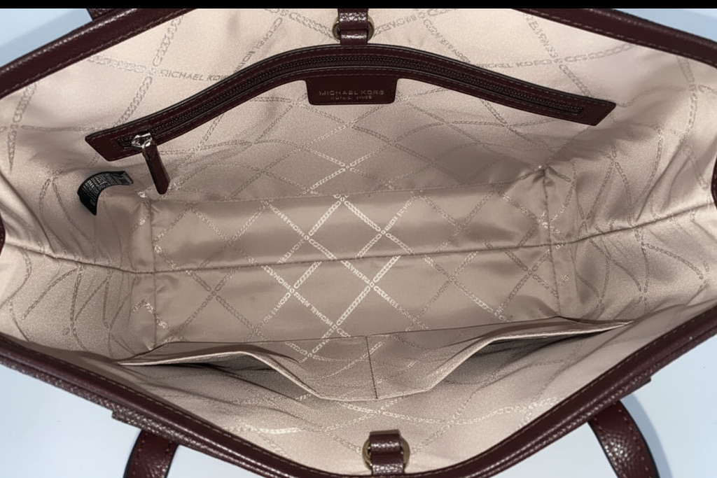 Michael Kors Voyager Medium Tote Barolo